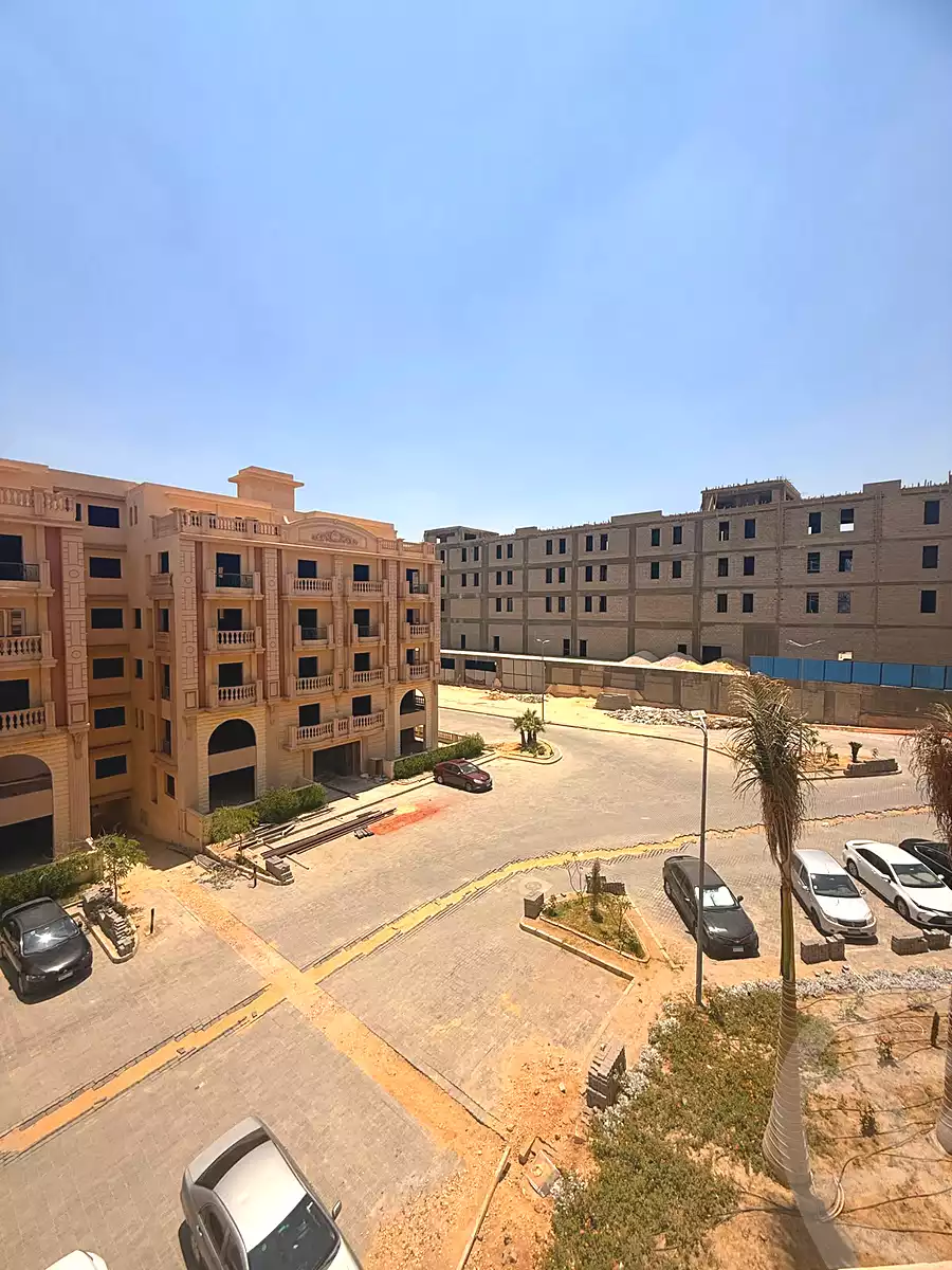 https://aqarmap.com.eg/en/listing/7190477-for-sale-cairo-new-cairo-compounds-el-ashrafia