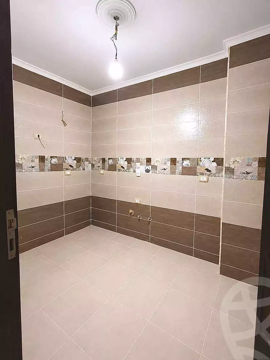 https://aqarmap.com.eg/en/listing/7190483-for-sale-cairo-helwan-helwan-el-sharkeya-latif-basha-st