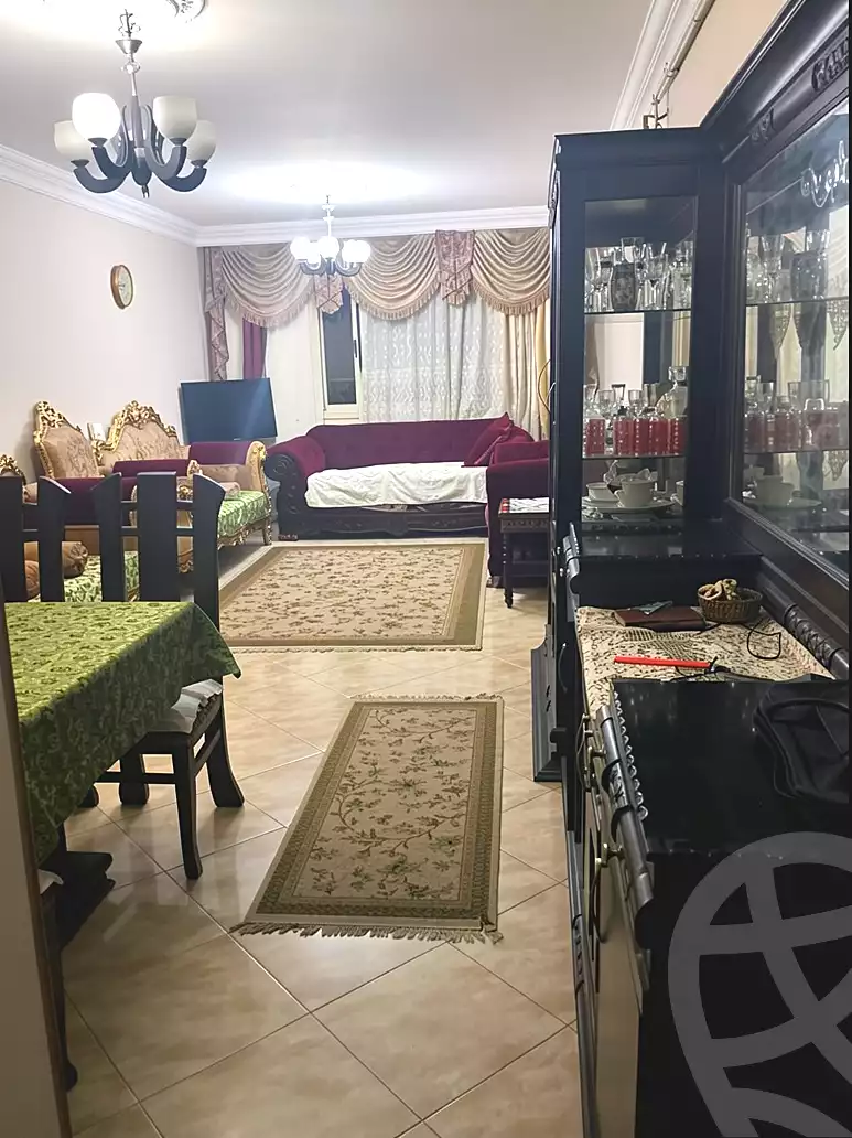 https://aqarmap.com.eg/ar/listing/7189151-for-sale-cairo-faisal-kafr-tohormos-queen-nazli-st