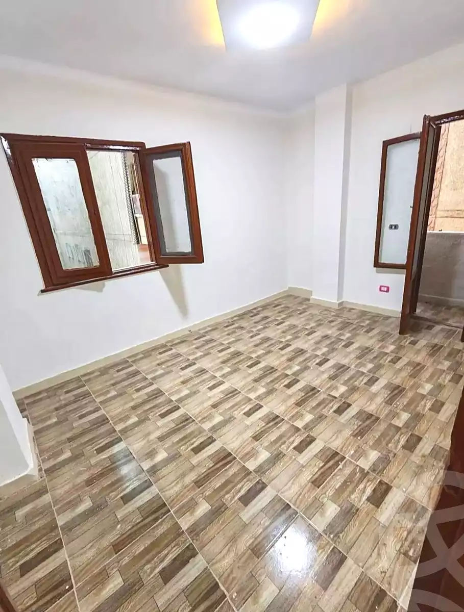 https://aqarmap.com.eg/ar/listing/7191324-for-sale-alexandria-al-agamy-el-hanouvel