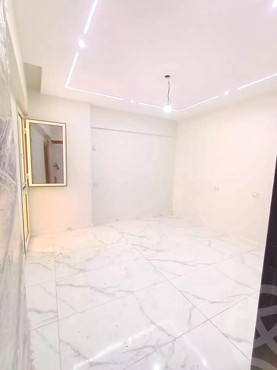 https://aqarmap.com.eg/ar/listing/7191416-for-sale-alexandria-al-agamy-bw-ywsf