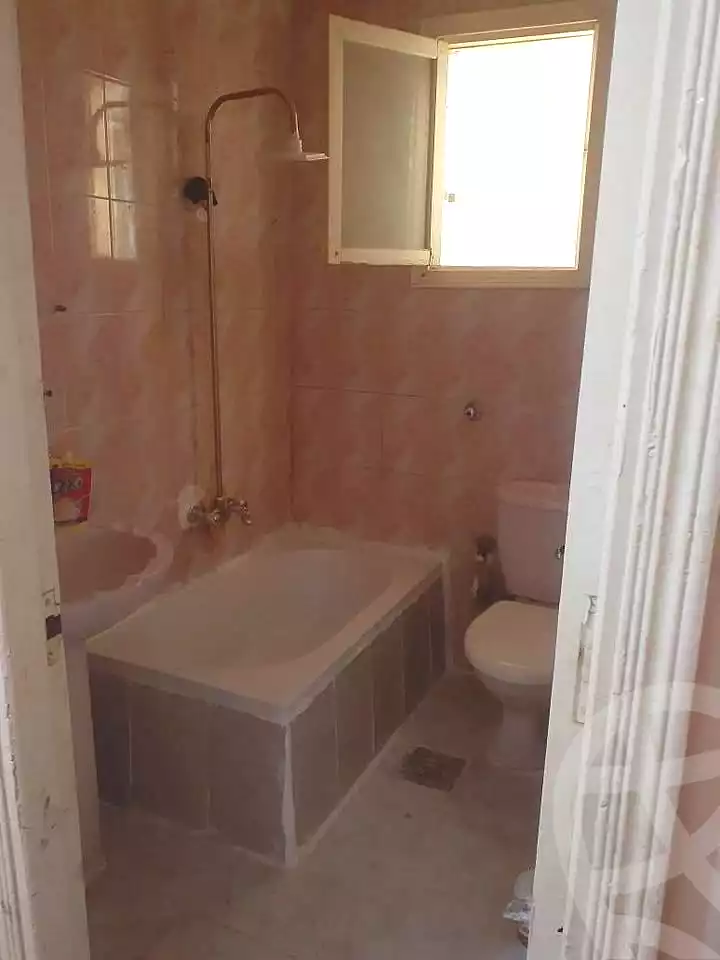 https://aqarmap.com.eg/ar/listing/7191513-for-rent-alexandria-el-mandara