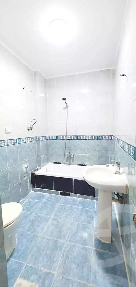 https://aqarmap.com.eg/ar/listing/7191602-for-sale-alexandria-al-agamy-shataa-el-nakheel