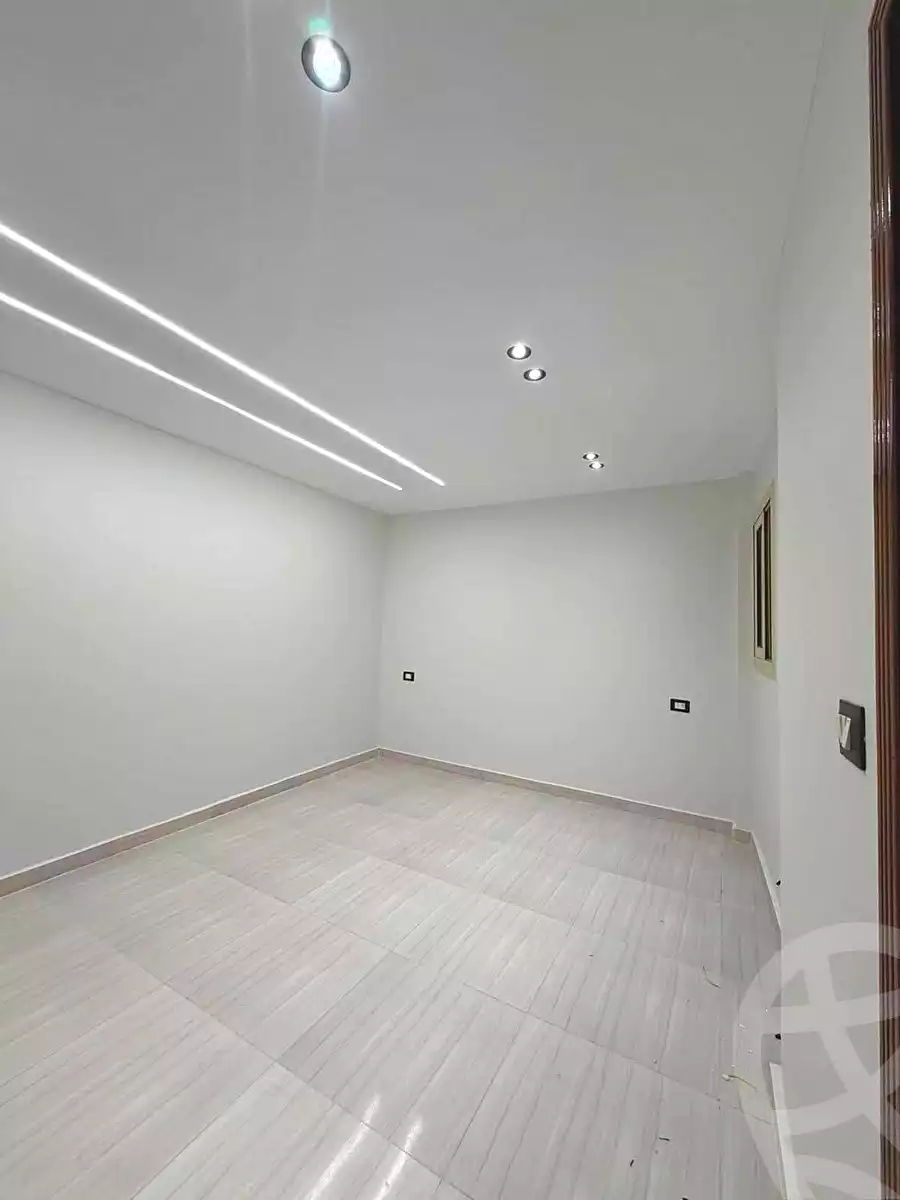 https://aqarmap.com.eg/ar/listing/7191649-for-sale-alexandria-al-agamy-lbytsh-shahr-al-assal-st