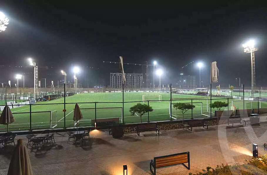 https://aqarmap.com.eg/en/listing/7169859-for-sale-cairo-new-cairo-compounds-zyd-yst
