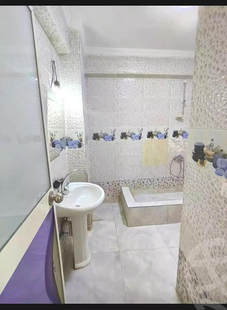 https://aqarmap.com.eg/en/listing/7191888-for-sale-alexandria-el-asafra-l-sfr-bhry