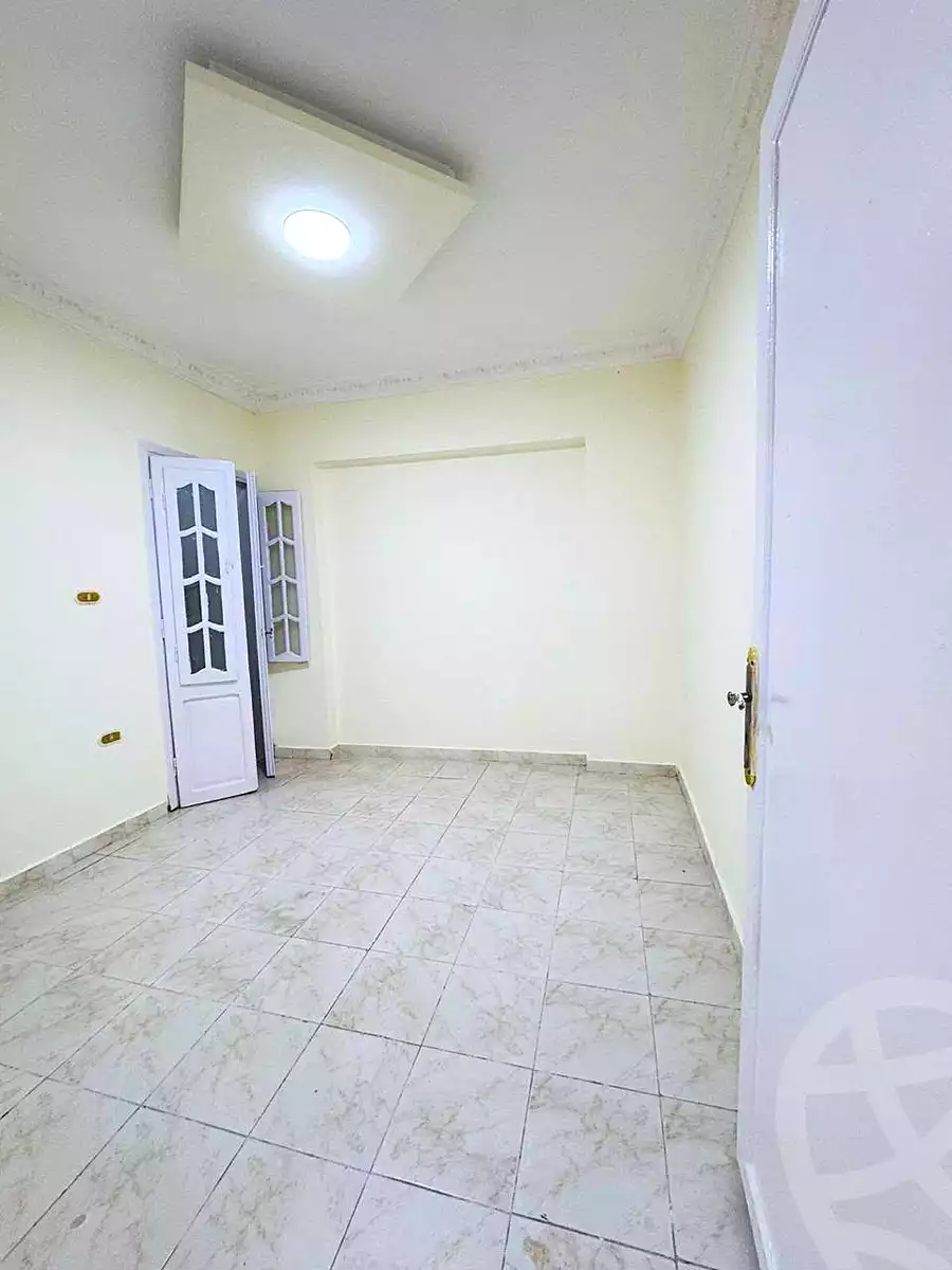 https://aqarmap.com.eg/ar/listing/7192282-for-sale-alexandria-al-agamy-shataa-el-nakheel