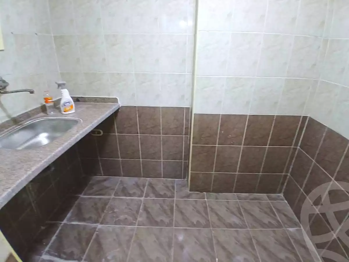 https://aqarmap.com.eg/ar/listing/7192310-for-sale-alexandria-sydy-bshr-sydy-bshr-bhry-gamal-abd-el-nasir-st