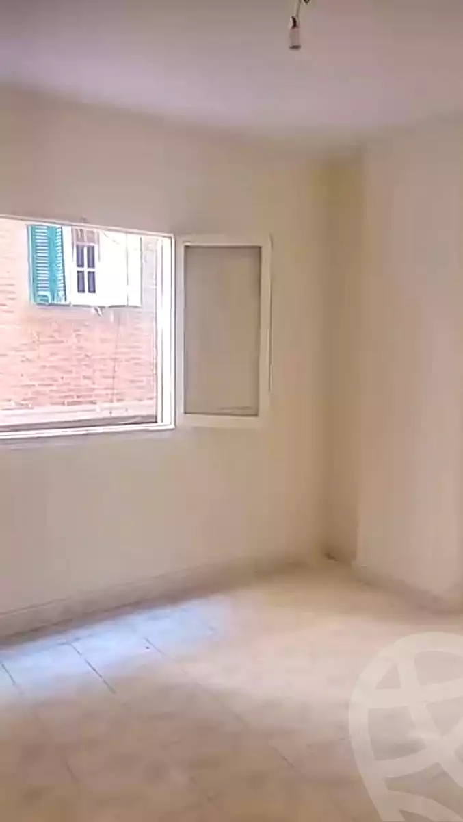 https://aqarmap.com.eg/en/listing/7192694-for-sale-alexandria-al-agamy-el-hanouvel-radwan-st