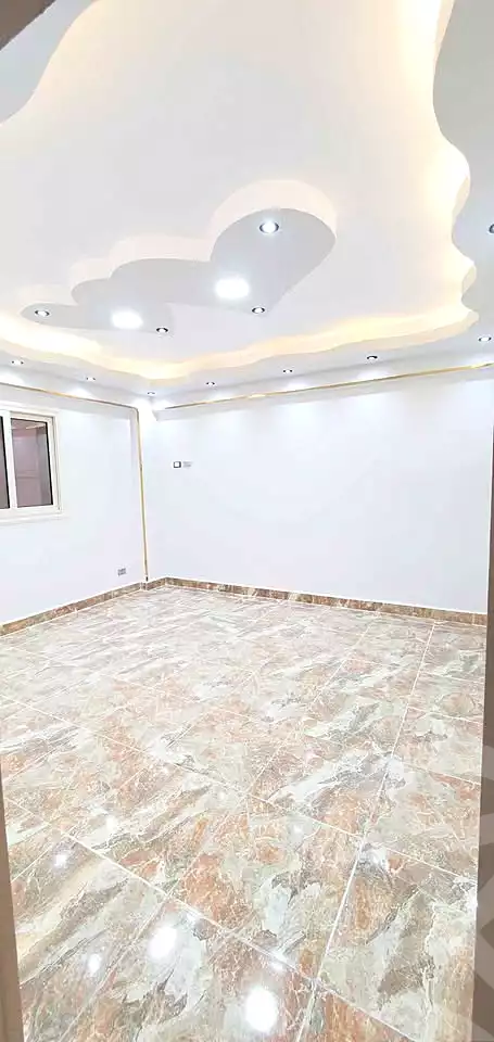 https://aqarmap.com.eg/ar/listing/7192734-for-sale-alexandria-al-agamy-shataa-el-nakheel