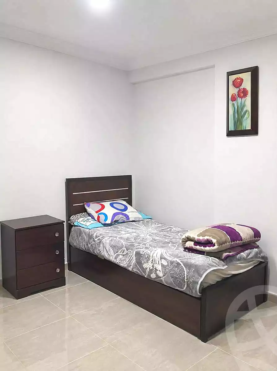 https://aqarmap.com.eg/ar/listing/7192745-for-sale-cairo-helwan-helwan-el-sharkeya-omar-ibn-abd-el-aziz-st