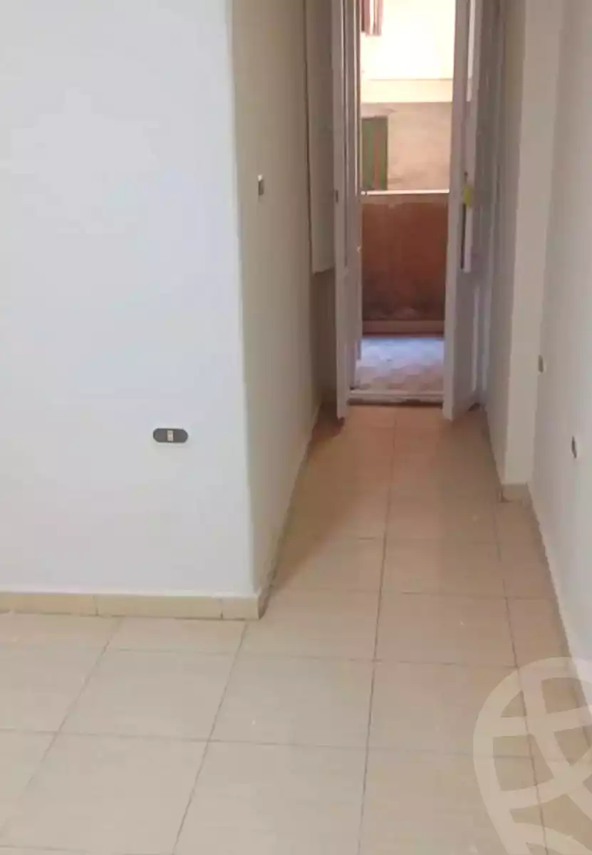 https://aqarmap.com.eg/ar/listing/7193571-for-sale-alexandria-sydy-bshr-sydy-bshr-bhry-gamal-abd-el-nasir-st