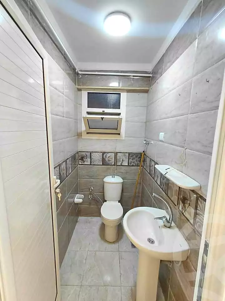 https://aqarmap.com.eg/ar/listing/7193589-for-sale-alexandria-el-asafra-l-sfr-bhry