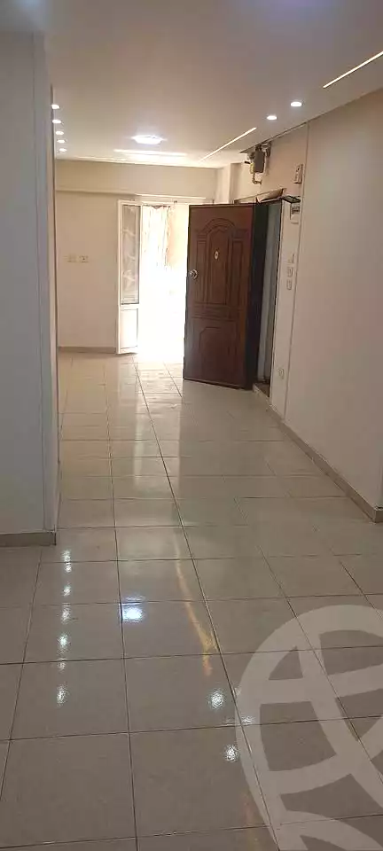 https://aqarmap.com.eg/ar/listing/7193718-for-sale-alexandria-sydy-bshr-sydy-bshr-bhry-gamal-abd-el-nasir-st