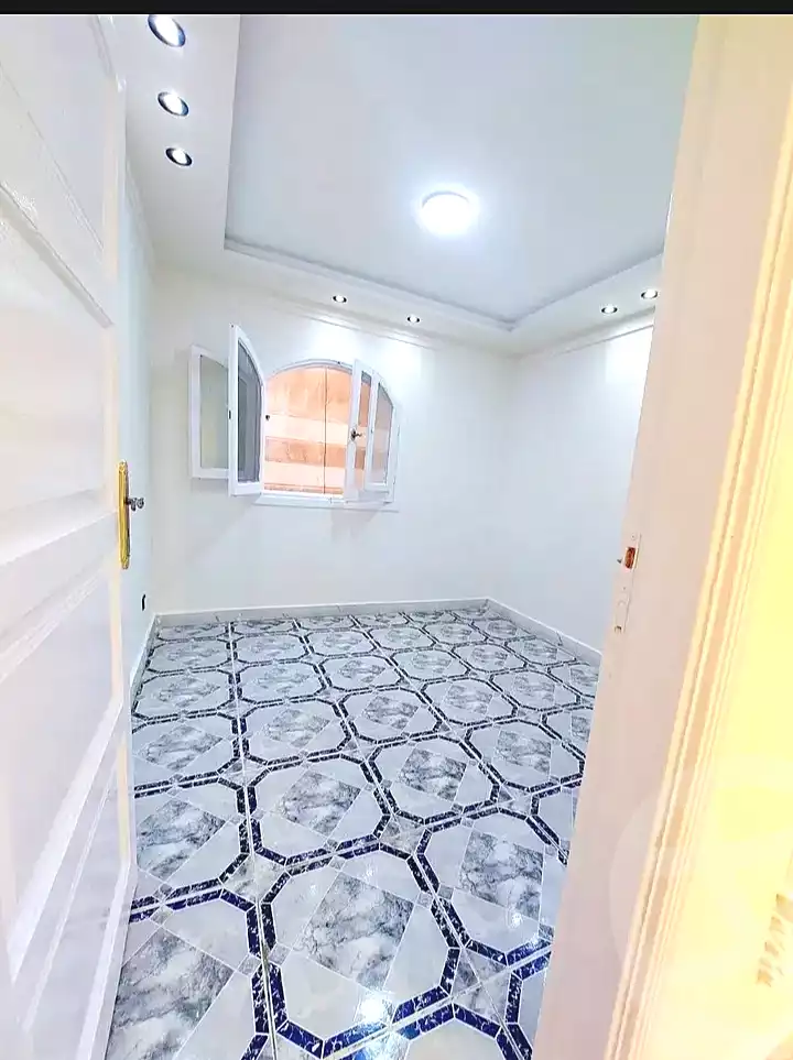 https://aqarmap.com.eg/ar/listing/7193740-for-sale-alexandria-al-agamy-shataa-el-nakheel