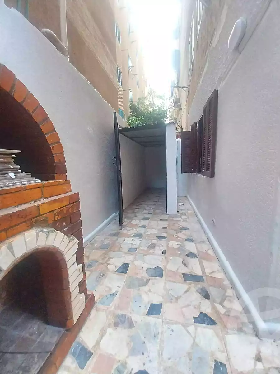https://aqarmap.com.eg/en/listing/7194095-for-sale-alexandria-al-agamy-shataa-el-nakheel