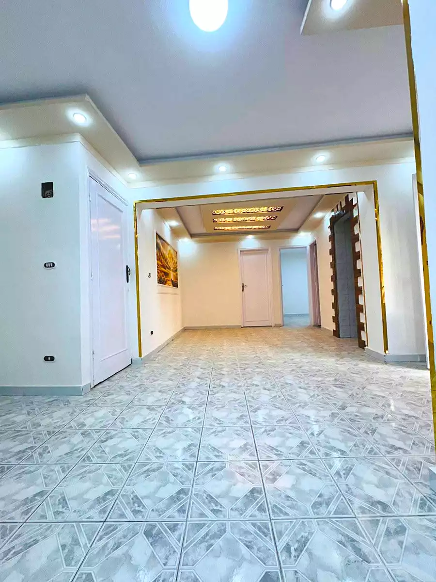 https://aqarmap.com.eg/ar/listing/7194104-for-sale-alexandria-al-agamy-shataa-el-nakheel