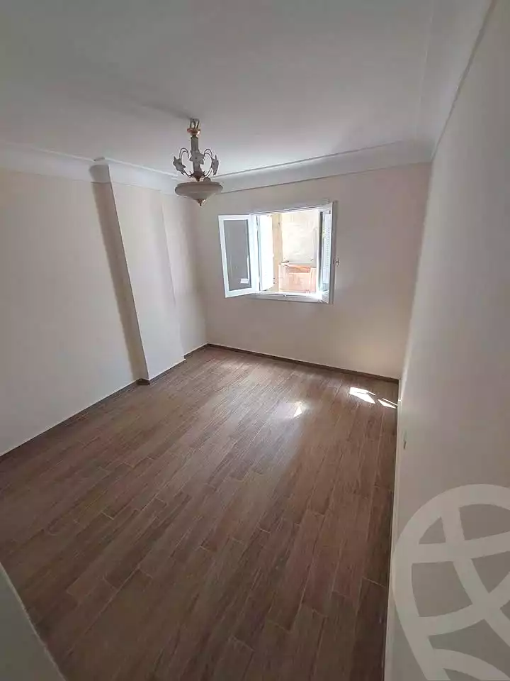 https://aqarmap.com.eg/ar/listing/7194153-for-sale-alexandria-sydy-bshr-sydy-bshr-bhry