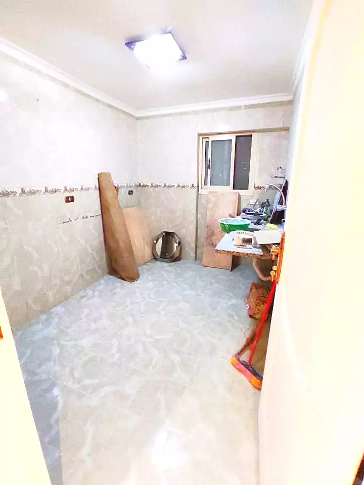 https://aqarmap.com.eg/ar/listing/7194169-for-sale-alexandria-sydy-bshr-sydy-bshr-bhry-khalil-hamada-st