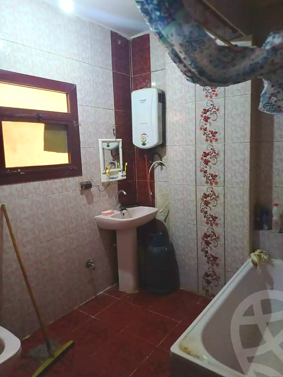 https://aqarmap.com.eg/en/listing/7194237-for-sale-cairo-ain-shams-6-october-st
