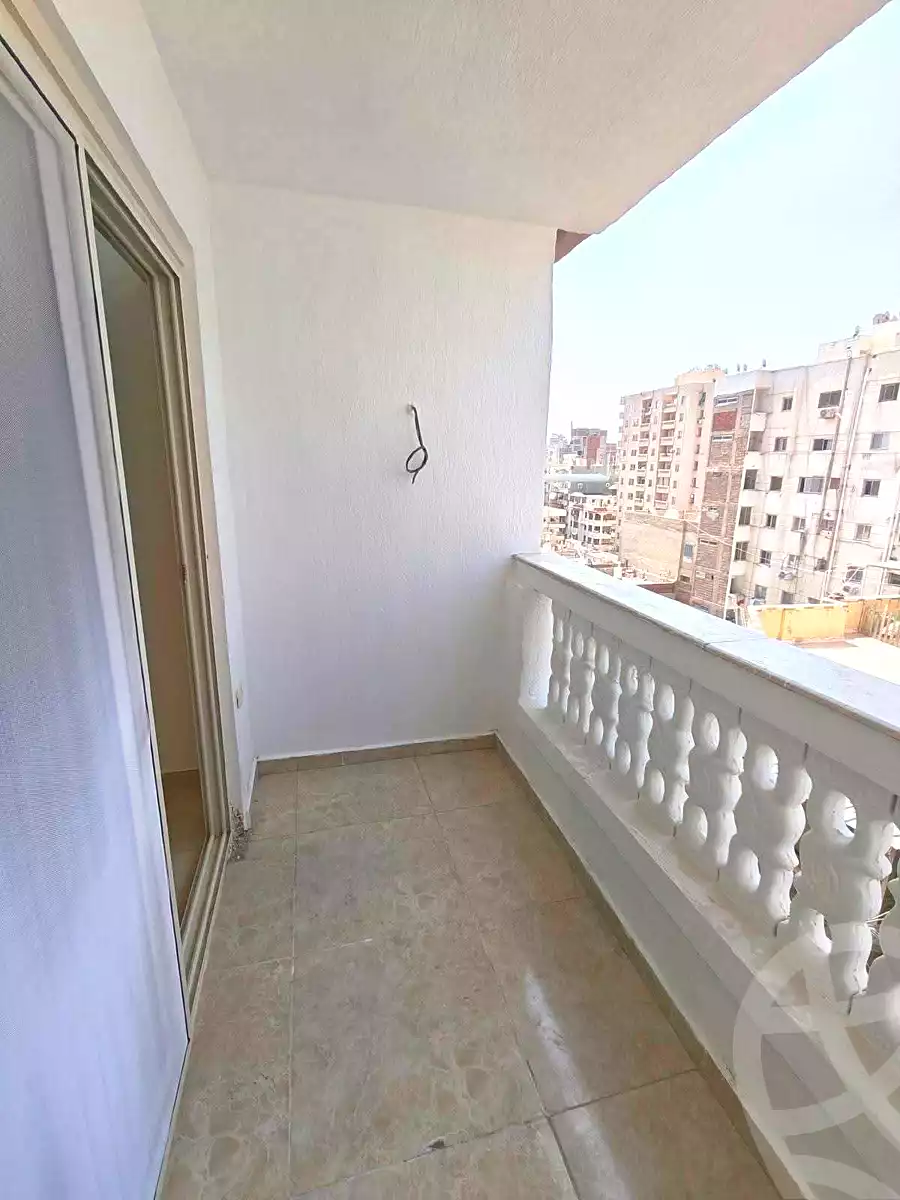 https://aqarmap.com.eg/en/listing/7194250-for-sale-alexandria-el-asafra-l-sfr-bhry