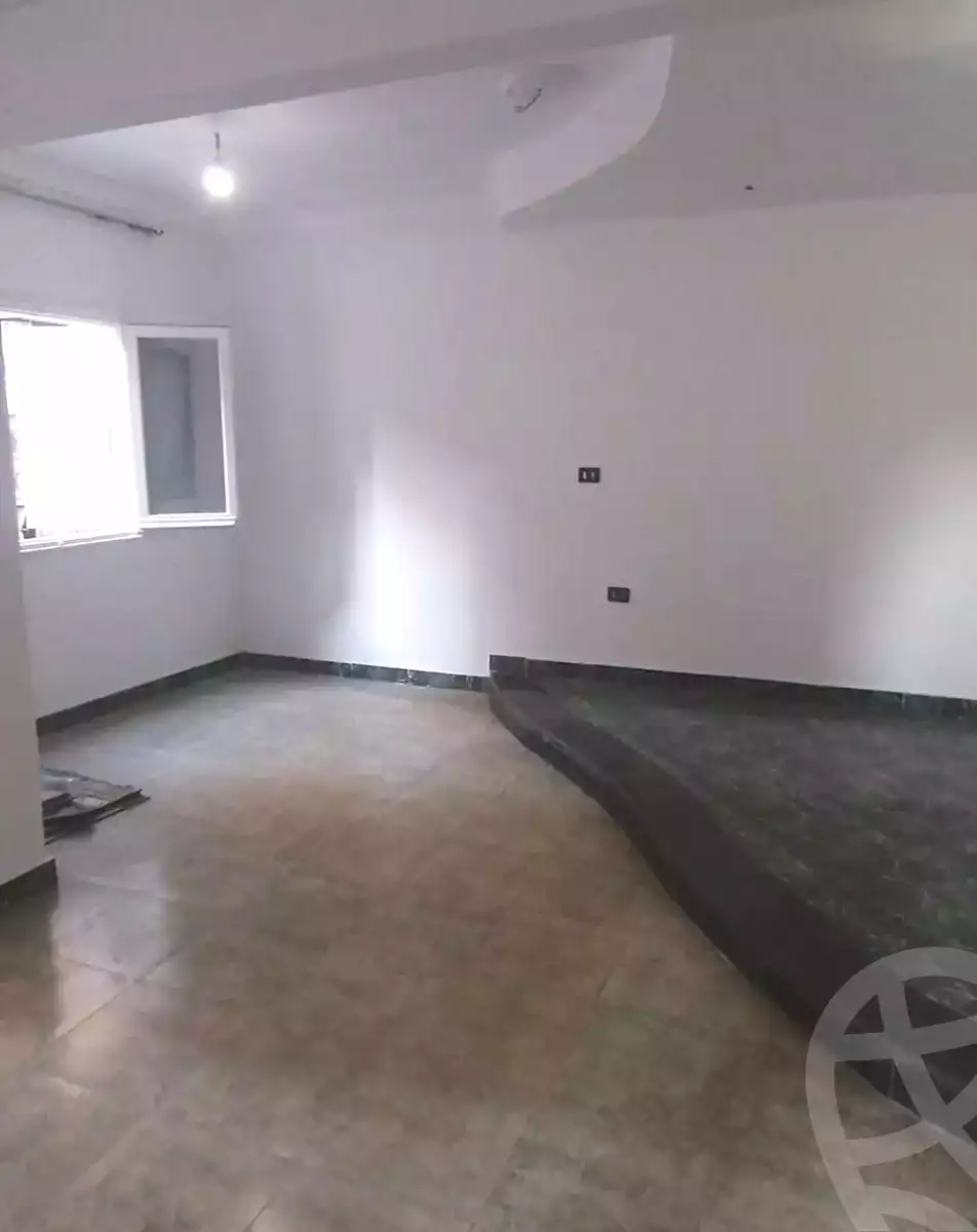 https://aqarmap.com.eg/ar/listing/7194246-for-rent-alexandria-miami-shr-jml-bd-lnsr