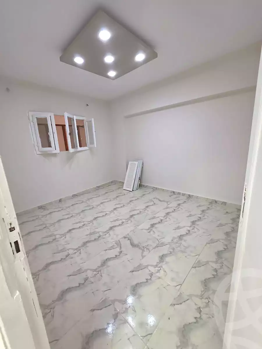 https://aqarmap.com.eg/ar/listing/7194369-for-sale-alexandria-al-agamy-l-jmy-lbhry-abd-el-hameed-radwan-st