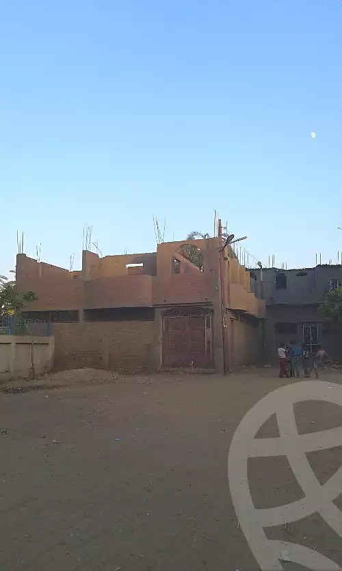 https://aqarmap.com.eg/en/listing/7193837-for-sale-sohag-el-balyana-el-hirga-qbly