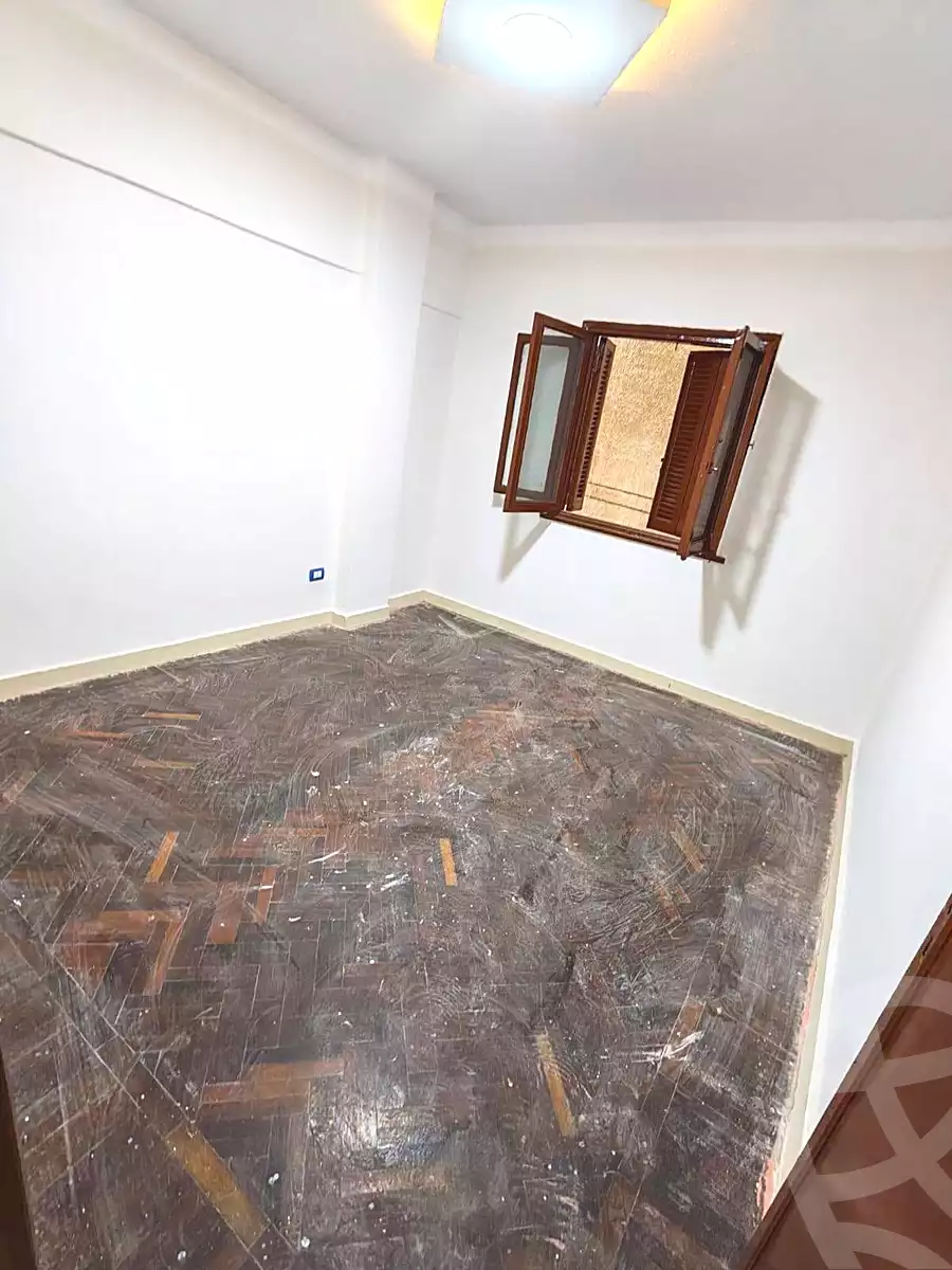 https://aqarmap.com.eg/ar/listing/7194577-for-sale-alexandria-al-agamy-el-hanouvel
