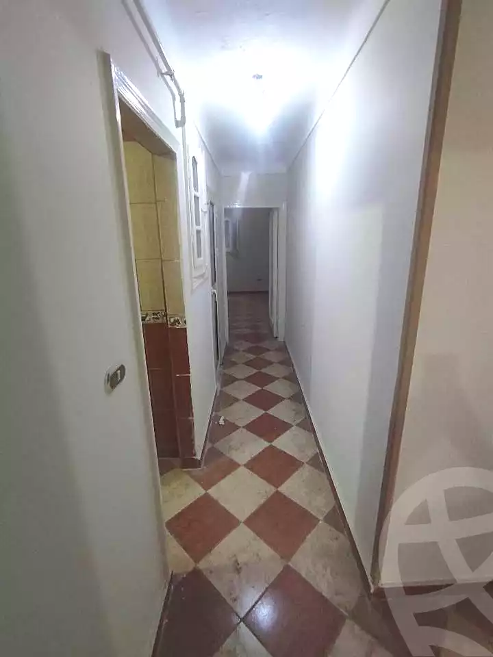 https://aqarmap.com.eg/ar/listing/7194576-for-sale-alexandria-el-asafra-l-sfr-qbly-street-30