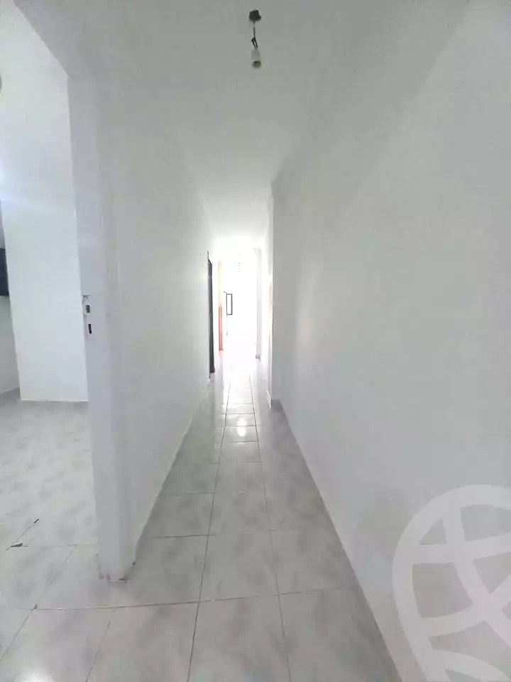https://aqarmap.com.eg/ar/listing/7194542-for-sale-alexandria-sydy-bshr-sydy-bshr-bhry-khalil-hamada-st
