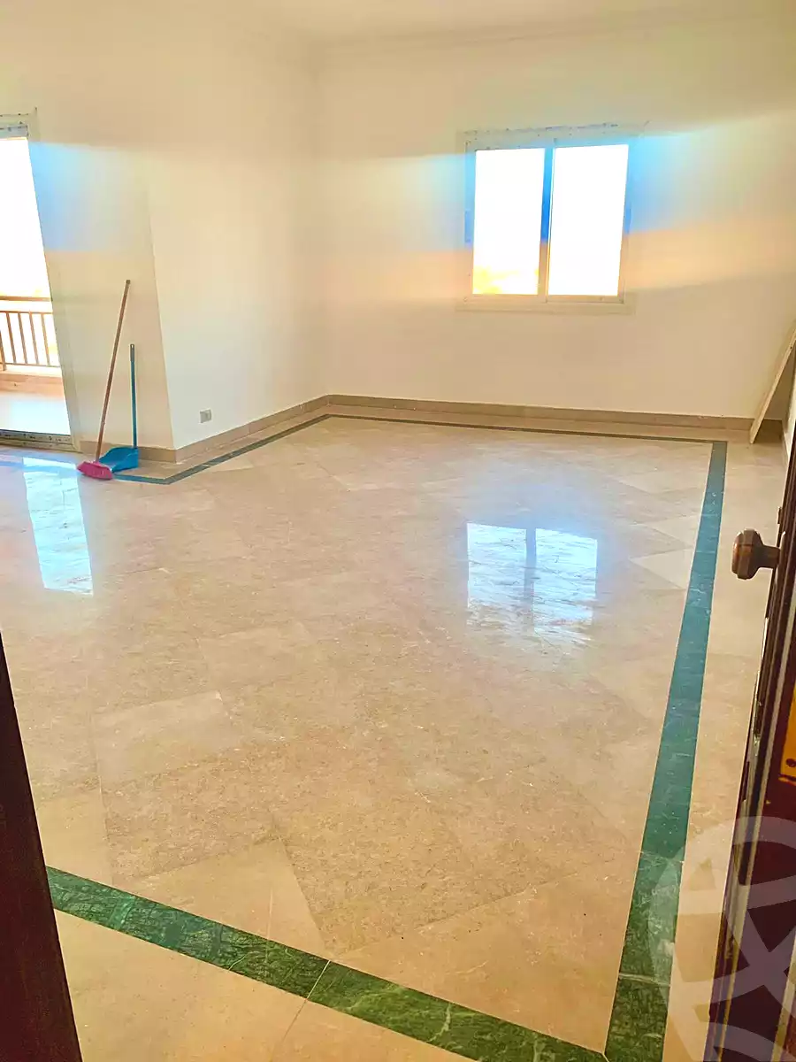 https://aqarmap.com.eg/ar/listing/7194961-for-sale-cairo-6th-of-october-compounds-dream-land-flower-resort