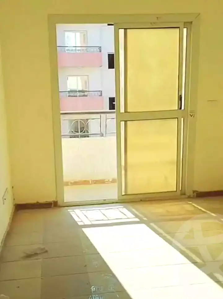 https://aqarmap.com.eg/ar/listing/7194968-for-sale-cairo-6th-of-october-hadaeq-october-social-housing-800-acre