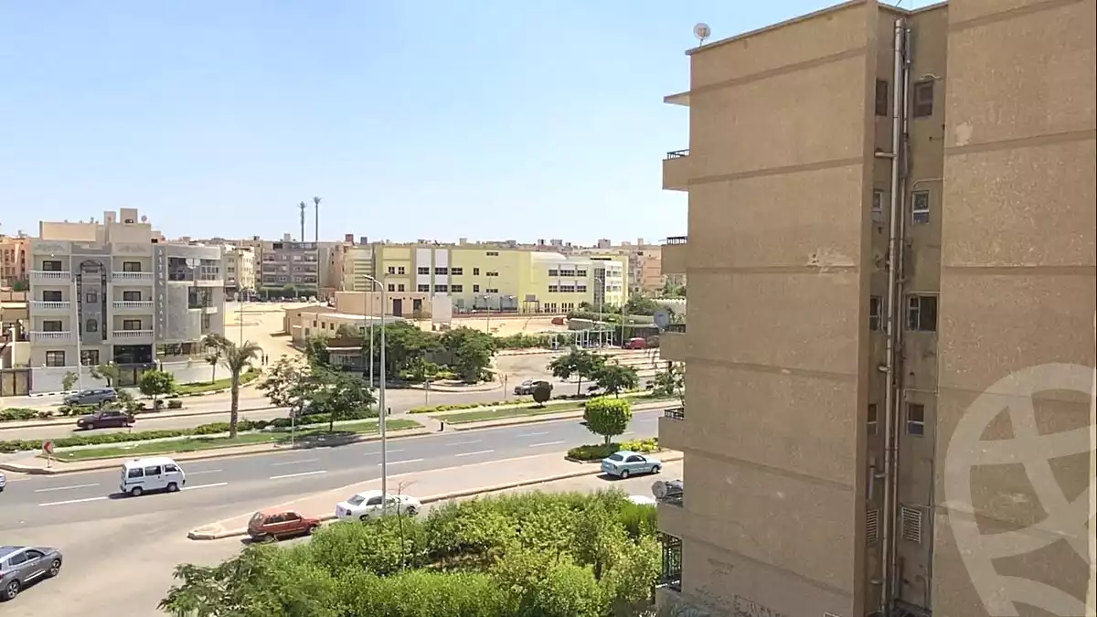https://aqarmap.com.eg/ar/listing/7178133-for-sale-cairo-el-sheikh-zayed-city-el-hay-elsades-ashaer