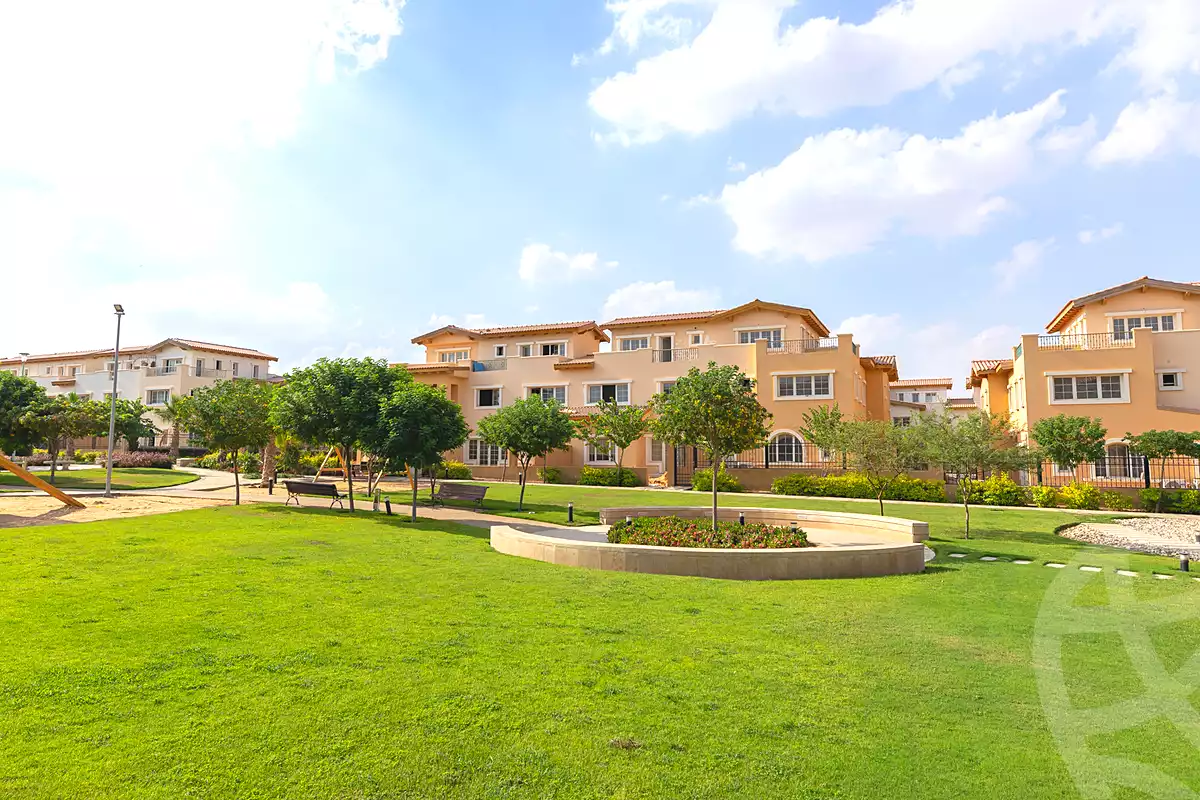 https://aqarmap.com.eg/ar/listing/7195341-for-sale-cairo-new-cairo-compounds-hyde-park-parkway-hyde-park-compound