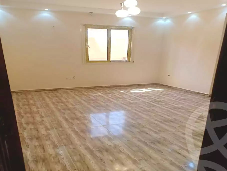 https://aqarmap.com.eg/ar/listing/7195425-for-sale-cairo-new-cairo-el-ahyaa-third-neighborhood-street-1