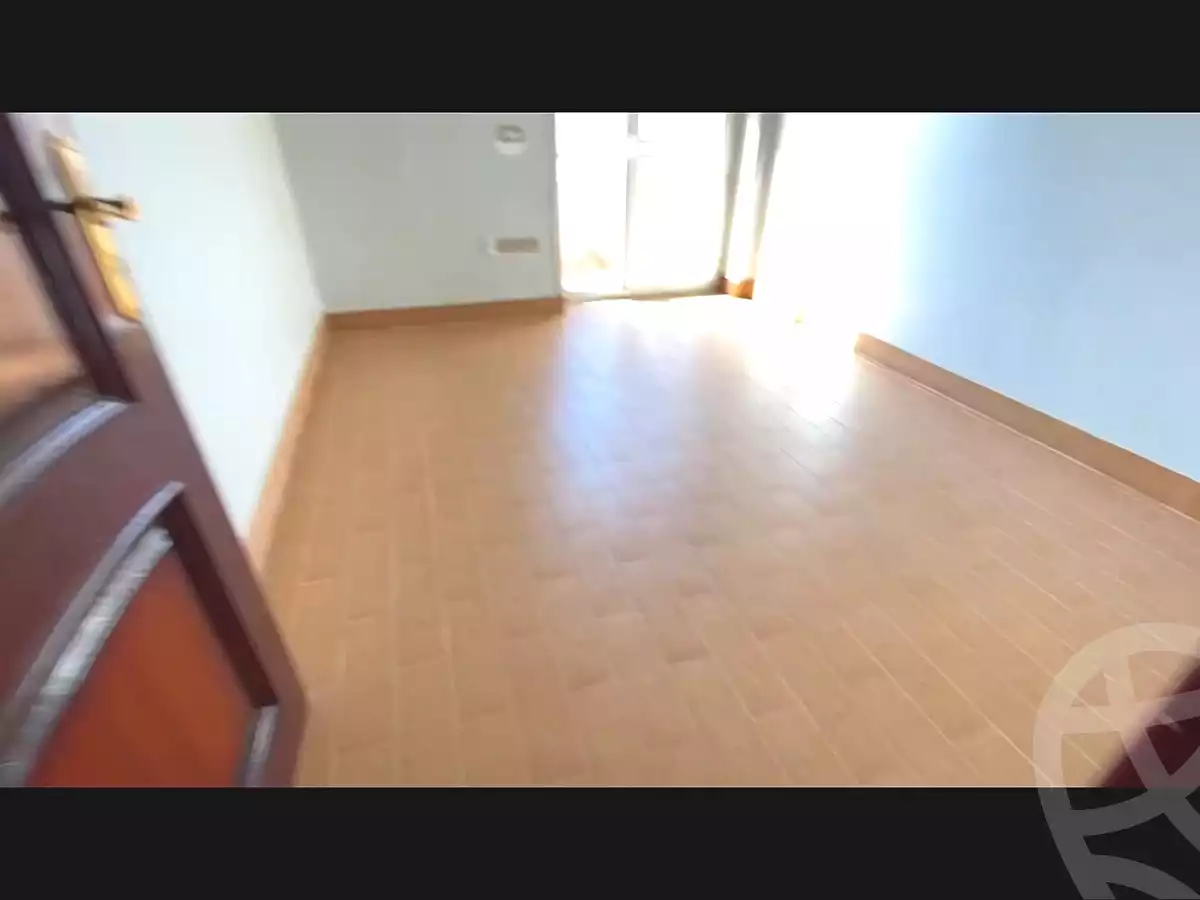 https://aqarmap.com.eg/ar/listing/7178133-for-sale-cairo-el-sheikh-zayed-city-el-hay-elsades-ashaer