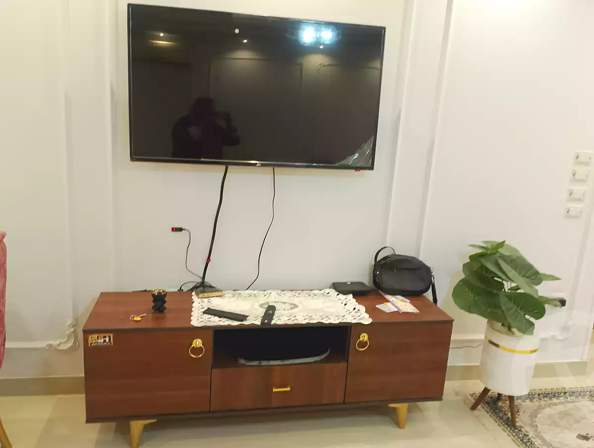 https://aqarmap.com.eg/en/listing/7195504-for-rent-cairo-el-mohandesen-lebnan-square