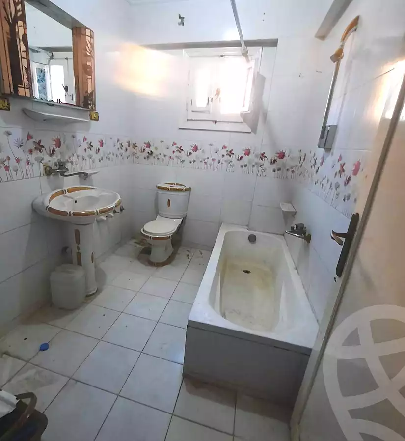 https://aqarmap.com.eg/ar/listing/7195621-for-sale-alexandria-al-agamy-el-hanouvel-al-asdakaa-st