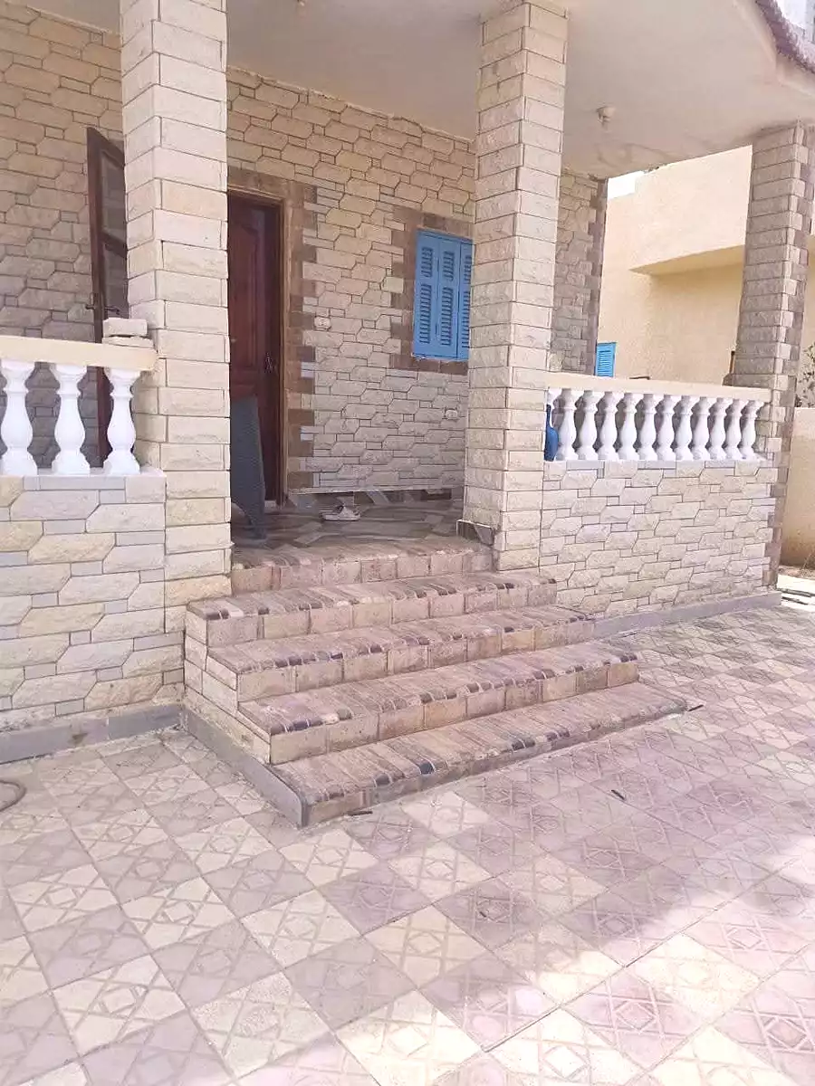 https://aqarmap.com.eg/ar/listing/7195680-for-sale-marsa-matruh-marsa-matrouh-city-agiba-el-abyad-rd