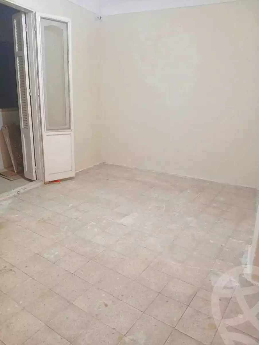 https://aqarmap.com.eg/ar/listing/7195800-for-rent-alexandria-el-asafra-shr-45