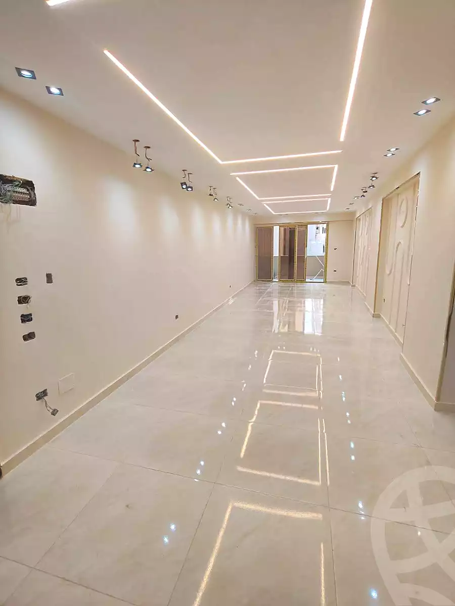 https://aqarmap.com.eg/ar/listing/7195926-for-sale-alexandria-sydy-bshr-sydy-bshr-bhry