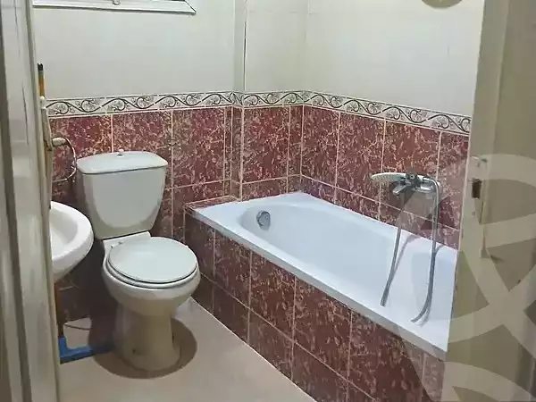 https://aqarmap.com.eg/ar/listing/7195994-for-rent-cairo-ain-shams-ain-shams-el-sharkia-el-eshrein-stt