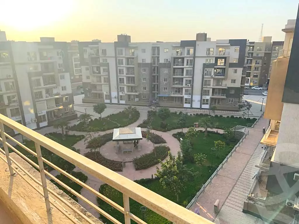 https://aqarmap.com.eg/en/listing/7196055-for-sale-cairo-new-cairo-compounds-dar-misr-el-koronfel