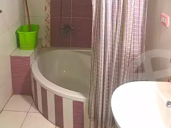 https://aqarmap.com.eg/ar/listing/7196060-for-sale-cairo-el-haram-shareaa-khatem-el-morsalen