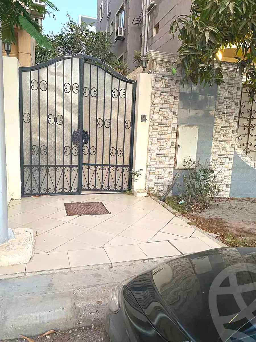 https://aqarmap.com.eg/ar/listing/7195986-for-sale-cairo-new-cairo-el-yassamin-el-yasmeen-3-mohamed-rahim-st