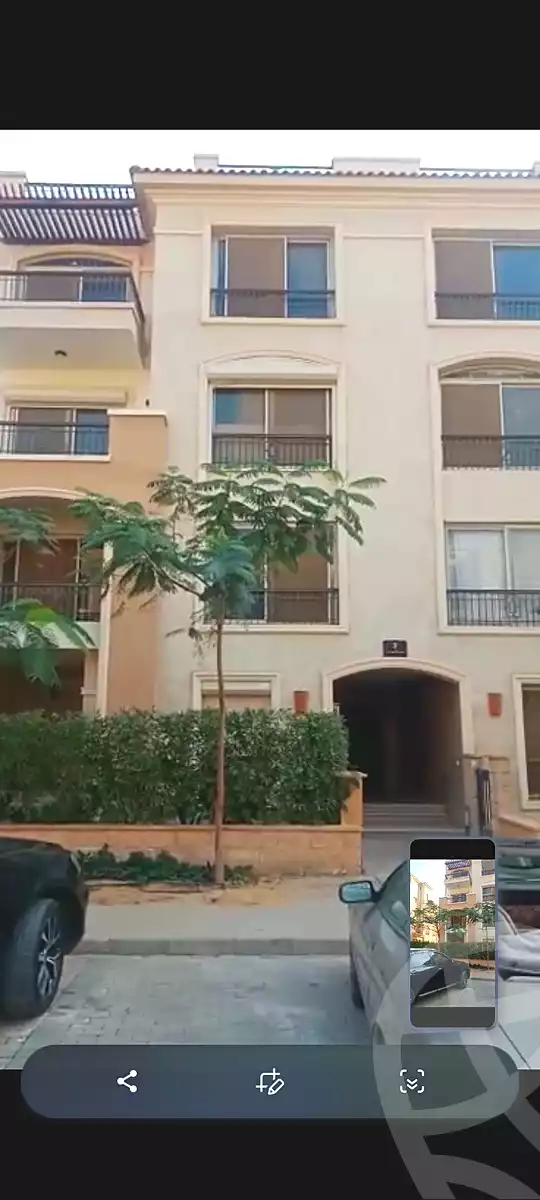 https://aqarmap.com.eg/en/listing/7196119-for-sale-cairo-new-cairo-compounds-str-ryzydns-tymz