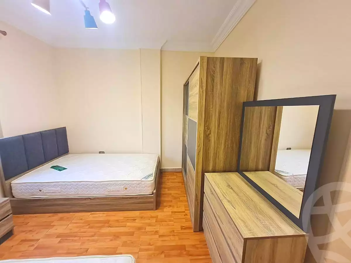 https://aqarmap.com.eg/ar/listing/7196360-for-rent-cairo-el-sheikh-zayed-city-compounds-hadayek-el-mohandiseen
