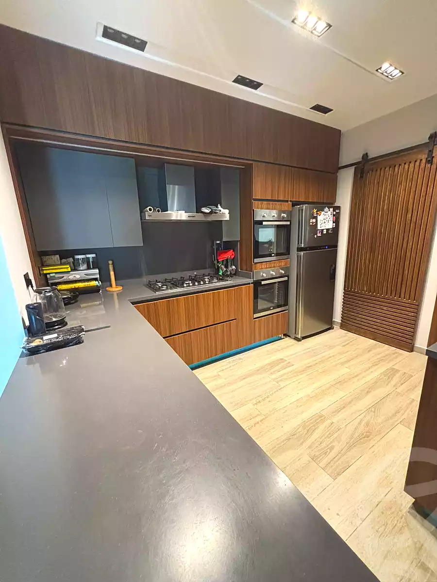 https://aqarmap.com.eg/ar/listing/7196554-for-rent-cairo-el-sheikh-zayed-city-compounds-kmbwnd-wyst-twn-swdyk