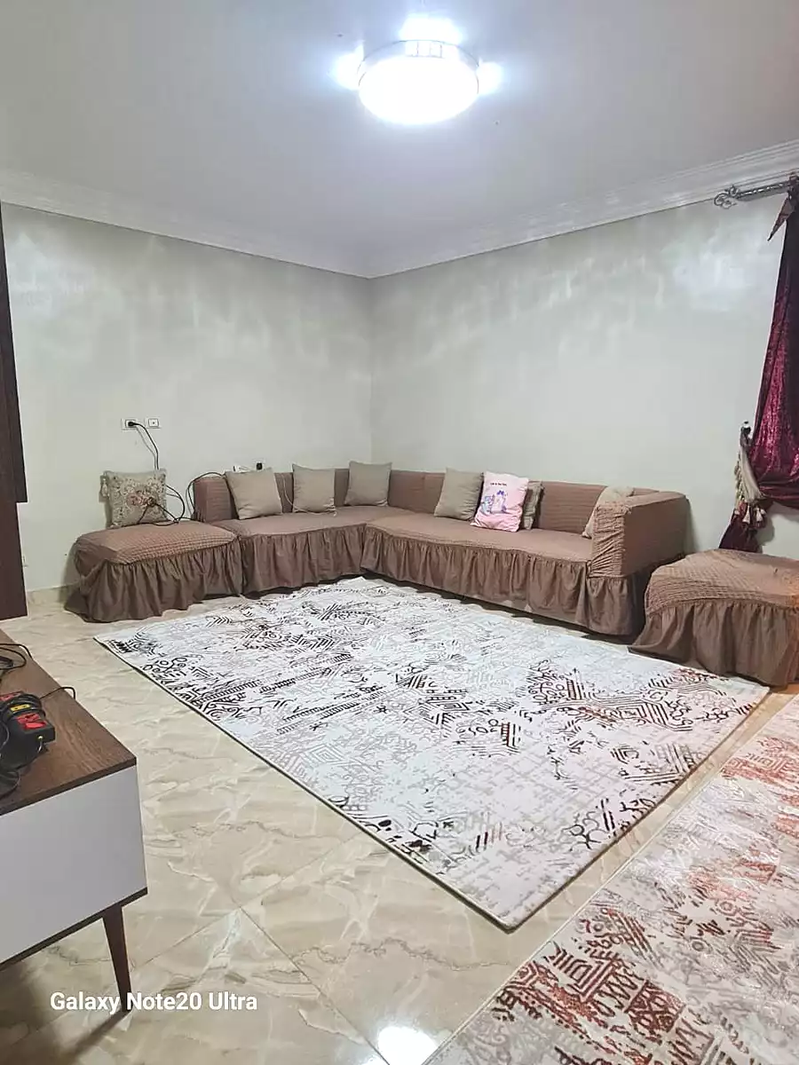 https://aqarmap.com.eg/ar/listing/7196684-for-sale-cairo-6th-of-october-hadaeq-october-compounds-el-fardoos-city